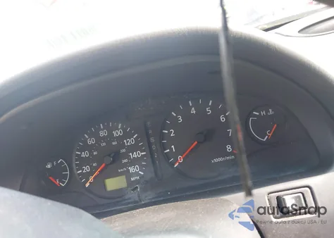 2001 Nissan Maxima Gle z USA, uszkodzony, nr VIN JN1CA31A91T106730